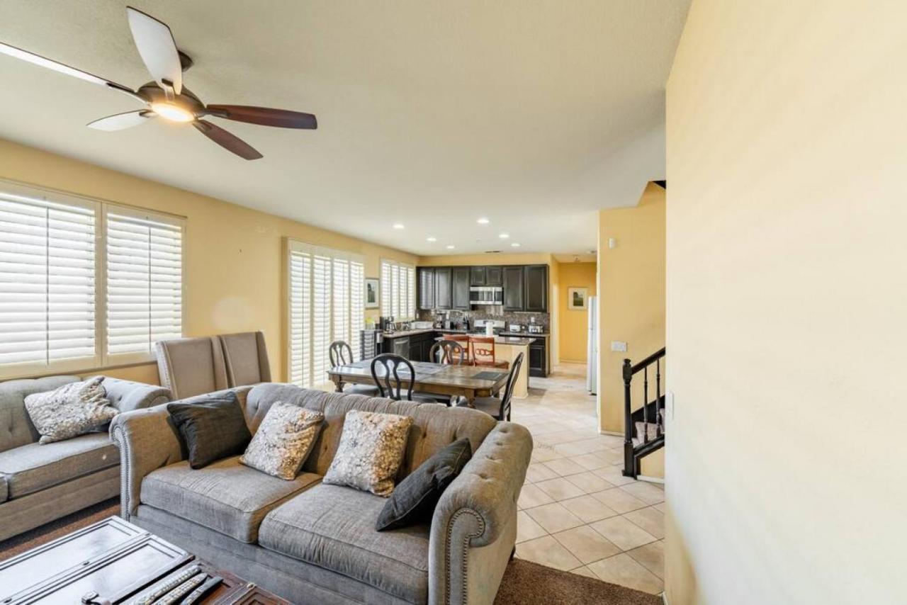 Family-Friendly 4Br Home - Spacious - Great Location Fontana Exteriér fotografie
