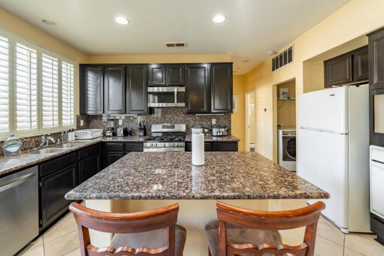 Family-Friendly 4Br Home - Spacious - Great Location Fontana Exteriér fotografie